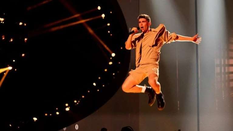 Eurovision 2023: Η πρόβα του Βίκτωρα Βενρίκου έγινε viral - &quot;Τραγουδάει και δακρύζει η εικόνα της Έφης Σαρρή&quot;