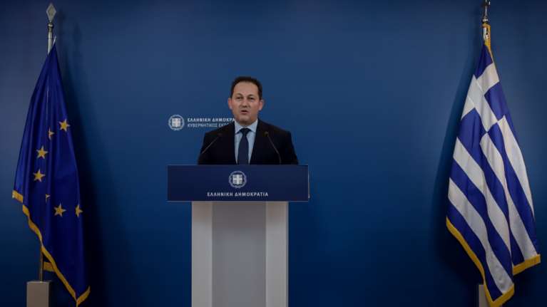 Πέτσας: Ο κ.Τσίπρας να αφήσει στην άκρη τους παλικαρισμούς