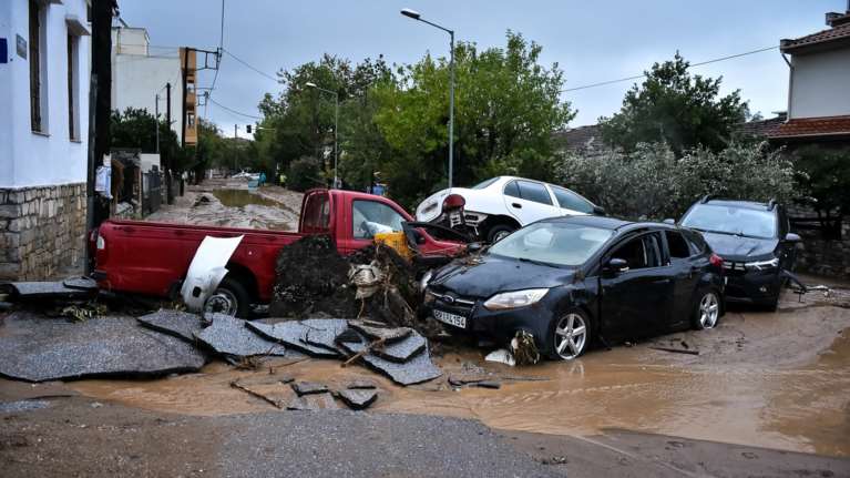 Ο Αχιλλέας Μπέος για κακοκαιρία στον Βόλο: Ίσως πληρώνουμε τις παράνομες παρεμβάσεις - Θεός και φύση εκδικούνται [βίντεο]