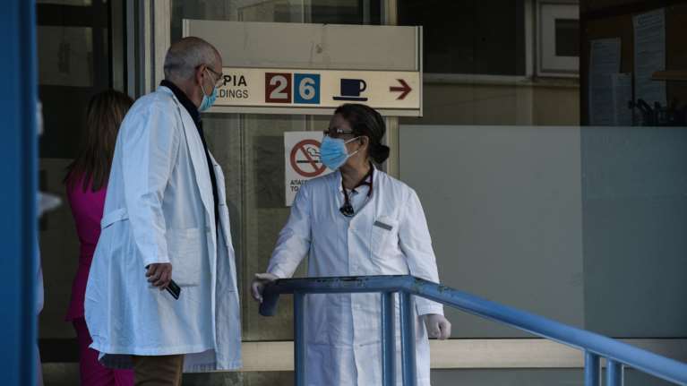 &quot;Όχι&quot; ΙΣΑ στην παράταση επιστράτευσης ιδιωτών γιατρών: Βρίσκονται σε επαγγελματικό και προσωπικό αδιέξοδο
