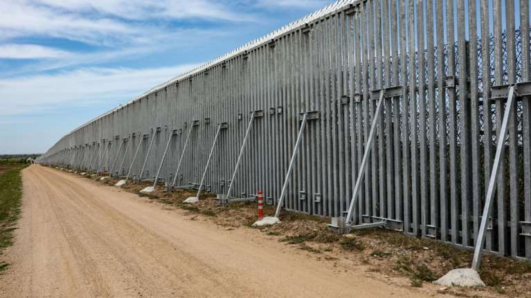 Όχι της Κομισιόν στη χρηματοδότηση για να κατασκευαστούν φράχτες - &quot;Δεν υπάρχουν λεφτά γι&#39;αυτό&quot;