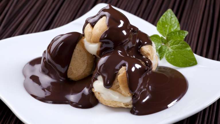 Σπιτικό προφιτερόλ για όλες τις ώρες - Ελαφρύ, δροσερό και πολύ εύκολο