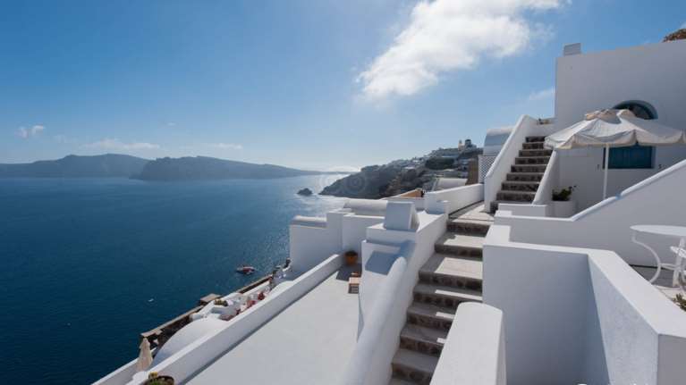 Χάρης Θεοχάρης για τουριστική σεζόν: &quot;Η Ελλάδα θα είναι σε θέση να υποδεχτεί τουρίστες και πριν την 14η Μαΐου&quot;