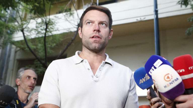 Επανεμφάνιση Κασσελάκη με αναφορές σε Τσίπρα - Ίντριγκες χωρίς τέλος στην κούρσα διαδοχής