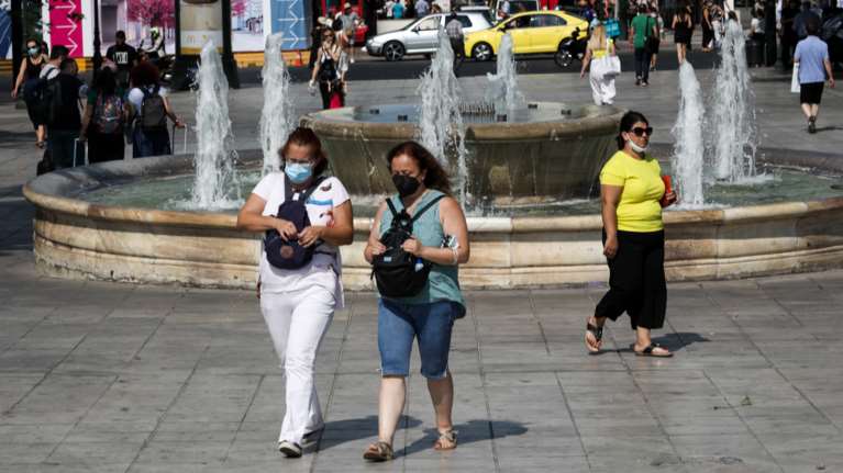 Κορονοϊός: 770 νέα κρούσματα στην Αττική - Στο &quot;κόκκινο&quot; με 319  Θεσσαλονίκη και Κρήτη με 270 - Βράζουν Αχαΐα και Μεσσηνία