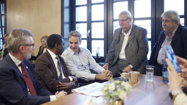 Η ΕΛΑΣ απαντά στον ΣΥΡΙΖΑ για τον έλεγχο των φαγητών που θα έτρωγε ο Μητσοτάκης στα Ιωάννινα: Το ίδιο γινόταν και με τον Τσίπρα