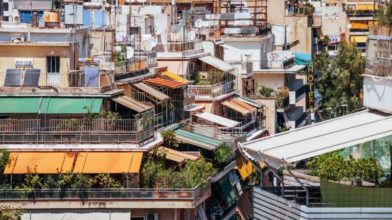 Πώς θα αγοράσετε σπίτι αν σας… κόβει το &quot;Σπίτι μου 2&quot;: Το plan B με τα στεγαστικά και ο γρίφος των επιτοκίων