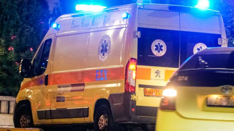 Σοκ στη Βέροια: Ηλικιωμένη έπεσε από το μπαλκόνι και σκοτώθηκε