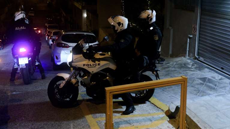 Σπείρα ανήλικων κοριτσιών &quot;χτυπούσε&quot; στην Κηφισιά: &quot;Μην ξαναπατήσεις το πόδι σου εδώ&quot;