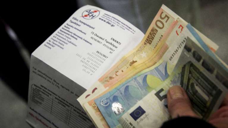 Σκρέκας: Κανένα ευάλωτο νοικοκυριό δεν θα μείνει χωρίς ρεύμα μέσα στην καρδιά του χειμώνα