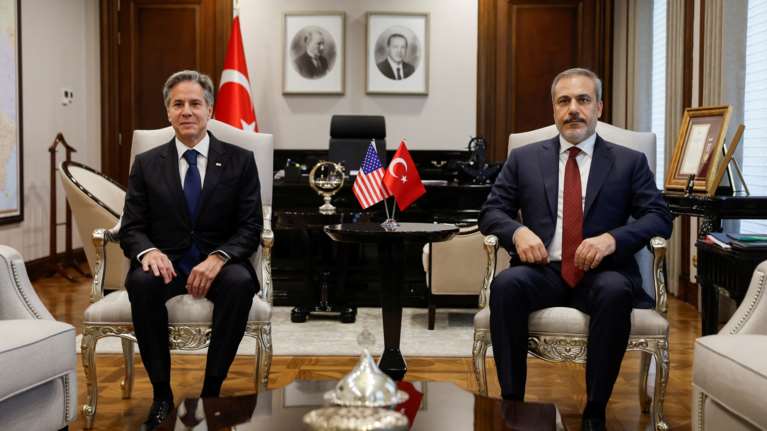 Στην Άγκυρα ο Μπλίνκεν: Συνάντηση με Φιντάν για τον πόλεμο στη Γάζα - Ο Ερντογάν του γυρνάει την πλάτη