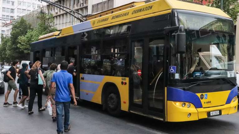 Στάση εργασίας στα ΜΜΜ την Πέμπτη - Ποιες ώρες δεν έχει δρομολόγια