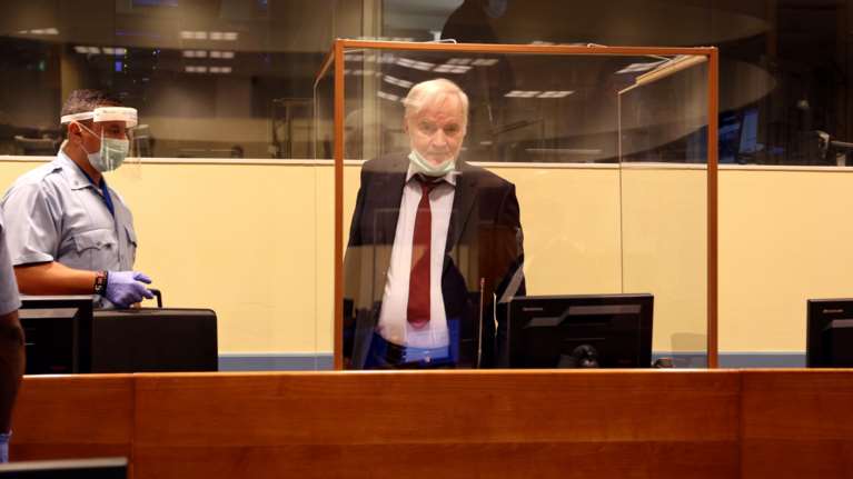 Να αποφυλακιστεί ζητά ο Ράτκο Μλάντιτς - &quot;&#39;Έχει λίγους μήνες ζωής&quot;