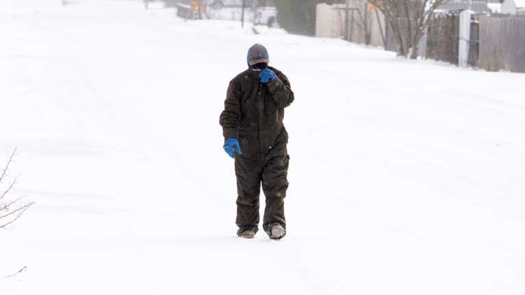 Πολικό ψύχος στις ΗΠΑ: Πάνω από 2,6 εκατ. νοικοκυριά χωρίς ρεύμα στο Τέξας