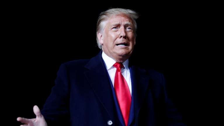 Άλλαξε μυαλά ο Τραμπ: Πλέον καλεί τους Αμερικανούς να φοράνε μάσκα και να κρατάνε αποστάσεις