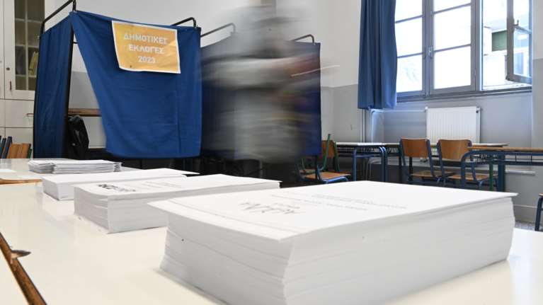 Αλλάζουν 155 δήμαρχοι από το 2019 - Πόσους δήμους κερδίζουν ΝΔ, ΠΑΣΟΚ, ΣΥΡΙΖΑ και ΚΚΕ [όλα τα ονόματα]