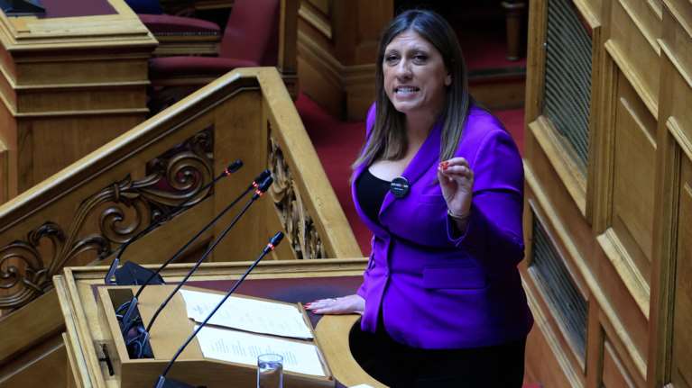 Κωνσταντόπουλου: Η αστυνομία εμπόδισε συγγενείς των θυμάτων των Τεμπών να εισέλθουν στη Βουλή παρά την πρόσκλησή τους