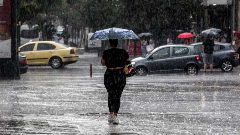 Άστατος ο καιρός σήμερα με βροχές και καταιγίδες - Στους 29 βαθμούς η θερμοκρασία