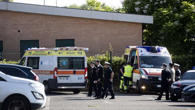 Σοκ στην Ιταλία: Πατέρας στραγγάλισε τα δύο παιδιά του και έκαψε τη σύζυγό του - Εξετάζεται αν ανήκε σε θρησκευτική σέχτα