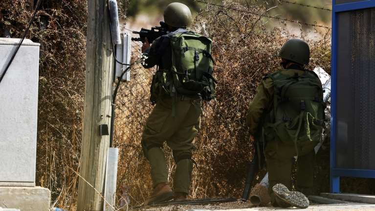 Πόλεμος στο Ισραήλ: 199 είναι οι όμηροι που απήχθησαν από τη Χαμάς- Τι ανακοίνωσε ο ισραηλινός στρατός