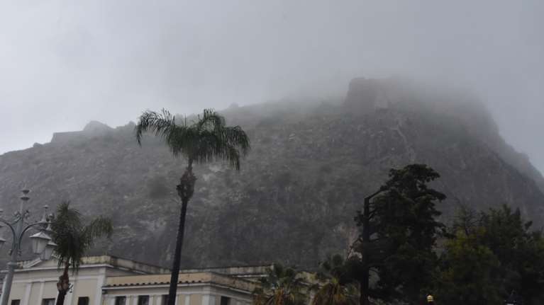 Χαλάει ξανά ο καιρός από σήμερα: Ερχονται βροχές, καταιγίδες και πτώση της θερμοκρασίας