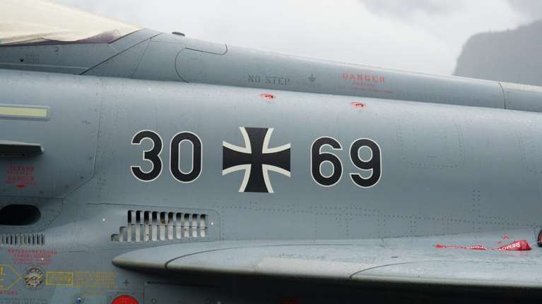 Κατεπείγουσα καταδίωξη ρωσικού κατασκοπευτικού αεροσκάφους πάνω από γερμανικό νησί