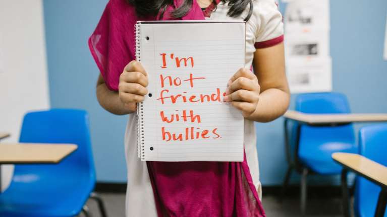 Τι προβλέπει το νομοσχέδιο του υπουργείου Παιδείας για την ενδοσχολική βία και το bullying