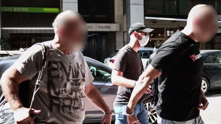 Ελεύθεροι με εγγύηση οι Τούρκοι κατάσκοποι στον Πόρο - &quot;Αγαπώ την Ελλάδα, έκανα λήψεις για αναμνήσεις&quot;