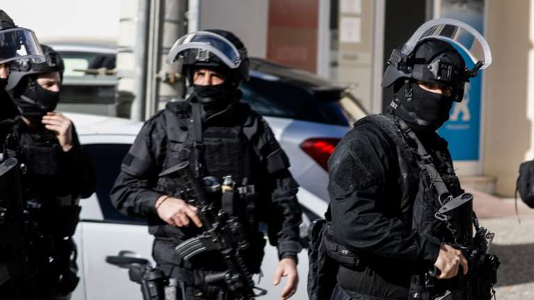 Σε εφαρμογή από αύριο η διαρκής αστυνόμευση σε καταυλισμούς Ρομά: Με 473 ένστολους και 50 διαμεσολαβητές