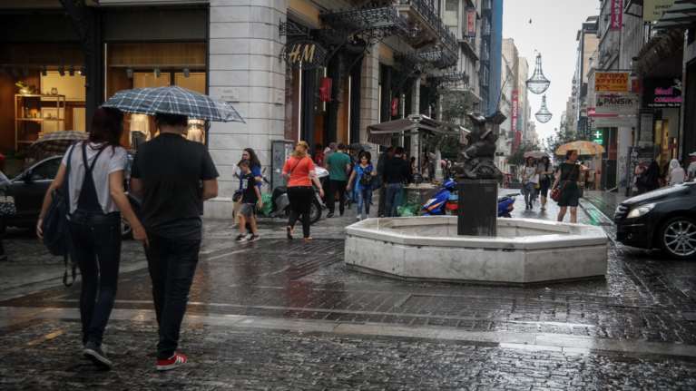 Meteo: Πού θα &quot;χτυπήσει&quot; η ψυχρή λίμνη την Τρίτη - Ο καιρός στην Αττική