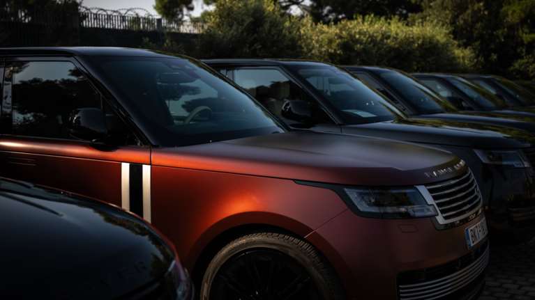 Η Range Rover φιλοξένησε στο Tatoi Club μια σειρά εμπειριών σύγχρονης πολυτέλειας