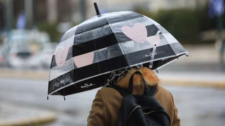 Βελτιωμένος ο καιρός σήμερα στις περισσότερες περιοχές - Πότε και πού θα βρέξει