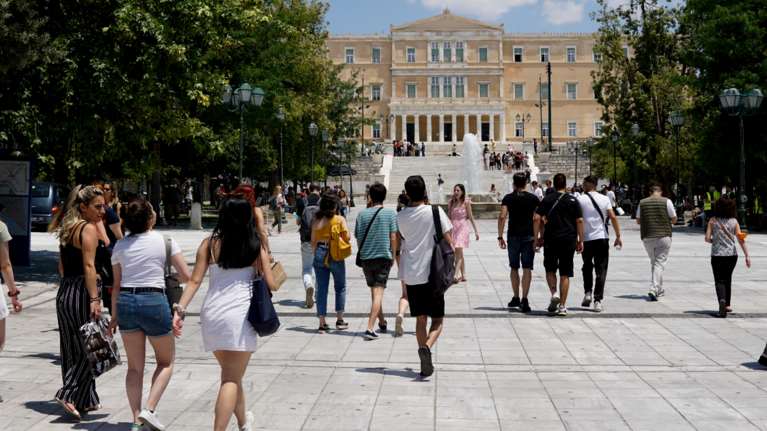 Κορονοϊός: 7.122 νέα κρούσματα στην Αττική και 913 στη Θεσσαλονίκη - Ο χάρτης της διασποράς