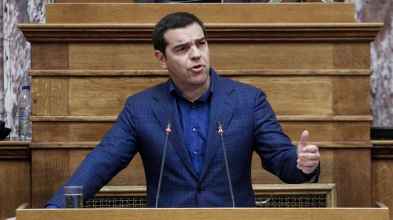 Πρεμιέρα για το &quot;ρίσκο&quot; Τσίπρα στη Βουλή: Συνεδριάζει η Κ.Ο. με όλους τους βουλευτές παρόντες