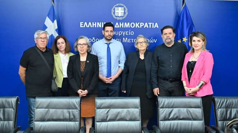 Κυρανάκης σε συγγενείς θυμάτων τροχαίων: Είμαστε αποφασισμένοι για μέτρα ακόμα και αν είναι αντιδημοφιλή