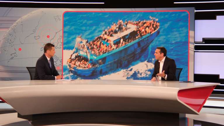 Τσίπρας: &quot;Γεμάτη Κρικέτους η ΝΔ&quot; - &quot;Υγιές περιστατικό&quot; είπε για το φραστικό επεισόδιο με νεολαίους ΣΥΡΙΖΑ και την ΠτΔ