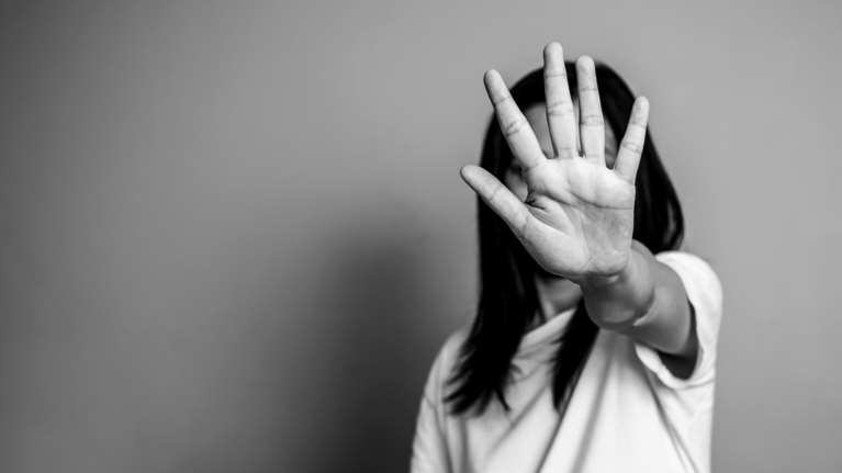 Φρίκη στη Ρόδο: Πατέρας βίαζε την κόρη του από 16 ετών - Τεστ DNA έδειξε ότι το παιδί της είναι δικό του