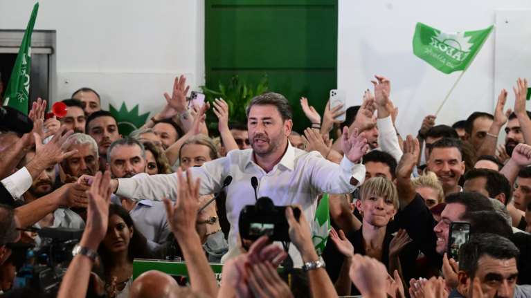 ΠΑΣΟΚ: Εβδομάδα &quot;Μαύρης Βίβλου&quot; για τα 6 χρόνια ΝΔ - Κυβερνητικό πρόγραμμα ανακοινώνει ο Ανδρουλάκης στη ΔΕΘ