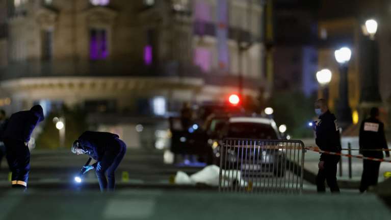 Γαλλία - Τρόμος στο Παρίσι: Δύο νεκροί από πυρά αστυνομικών τη νύχτα των εκλογών [εικόνες]