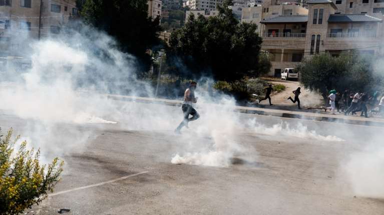 Διευθυντής νοσοκομείου Γάζας: Δεν μπορούμε να προσφέρουμε τίποτε στους τραυματίες - Πεθαίνουν μπροστά στα μάτια μας