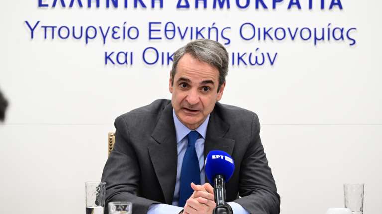 Νέες μειώσεις φόρων προαναγγέλλει ο Μητσοτάκης - &quot;Τα έσοδα από τη φοροδιαφυγή θα επιστρέψουν στην οικονομία&quot;