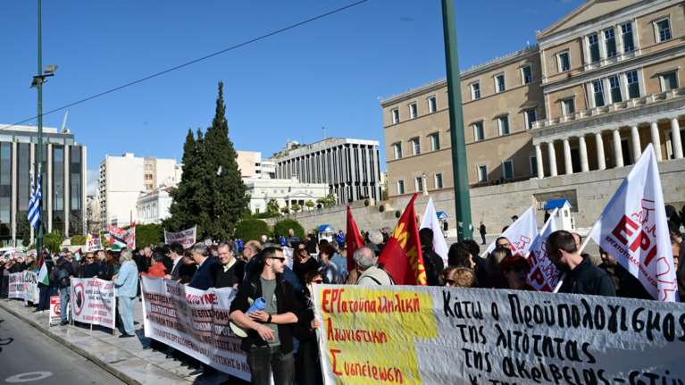 ΑΔΕΔΥ: Εικοσιτετράωρη πανελλαδική απεργία στις 28 Φεβρουαρίου