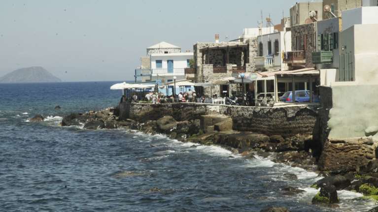 Νίσυρος: Δολιοφθορά σε υδροφόρο όχημα καταγγέλλει ο δήμαρχος – Εβαλαν… ζάχαρη στο ρεζερβουάρ