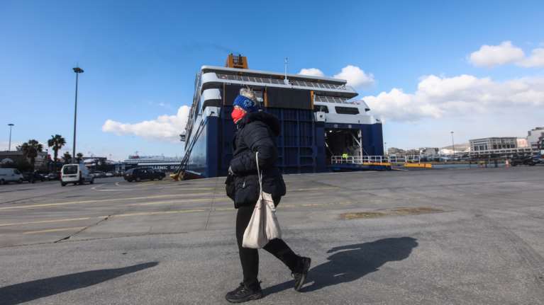 Άγιος Ευστράτιος: Μηχανική βλάβη σε πλοίο με 183 επιβαίνοντες – Πλέει προς Λαύριο