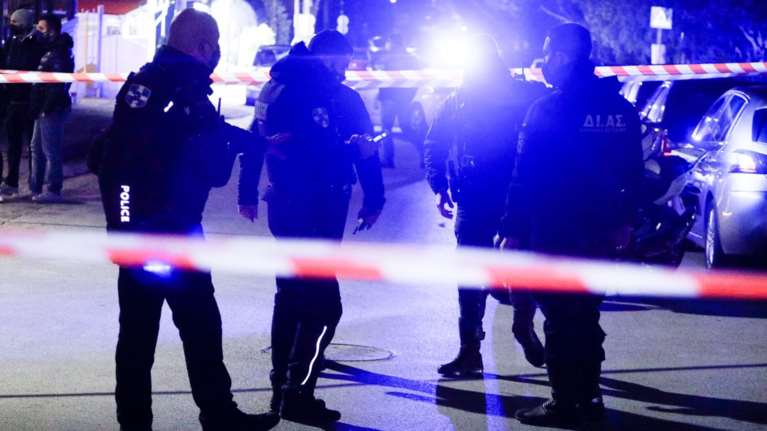 Τρόμος στην Κηφισιά: Ένοπλοι ληστές εισέβαλαν σε διαγνωστικό κέντρο σε ώρα αιχμής