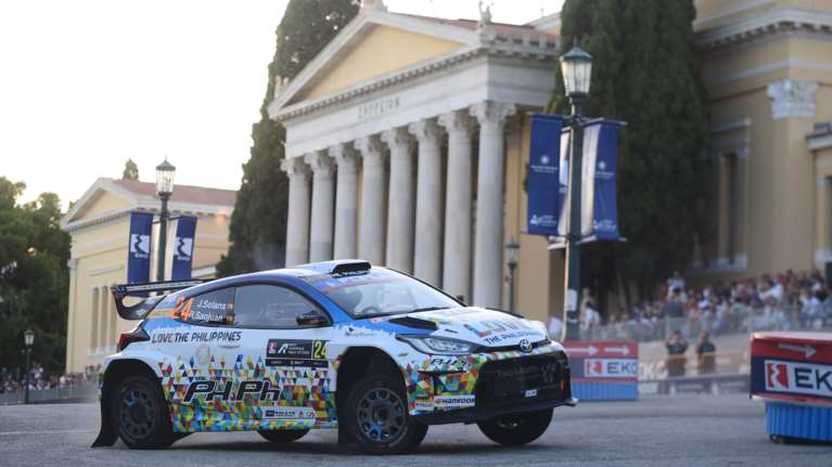 EKO Ράλλυ Αρόπολις 2025: Εντυπωσιακές εικόνες στο κέντρο της Αθήνας - Γιατί ακυρώθηκε η τελετή εκκίνησης