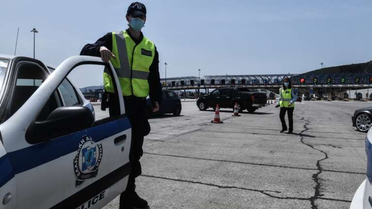 Δεκαπενταύγουστος: Έκτακτα μέτρα της Τροχαίας - Μπλόκα και απαγόρευση κυκλοφορίας φορτηγών