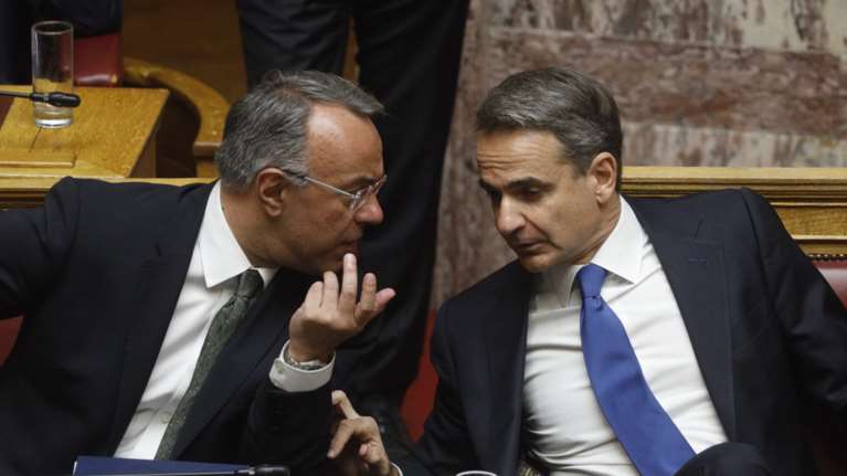 Προϋπολογισμός: Μείωση του ελλείμματος σε ταμειακή βάση το 2022 - Yποχώρησε στα 12,6 δισ. ευρώ