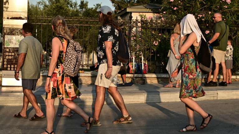 Πρόγνωση Κολυδά για "μακρύ ελληνικό καλοκαίρι" - Υψηλές θερμοκρασίες και τον Σεπτέμβριο