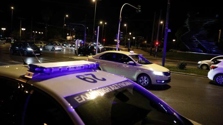 Καματερό: Πυροβολισμοί έξω από καφετέρια μετά από καυγά - Στο νοσοκομείο ένας τραυματίας